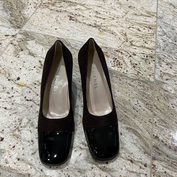 Chanel suede block heels - Picture 3 of 6